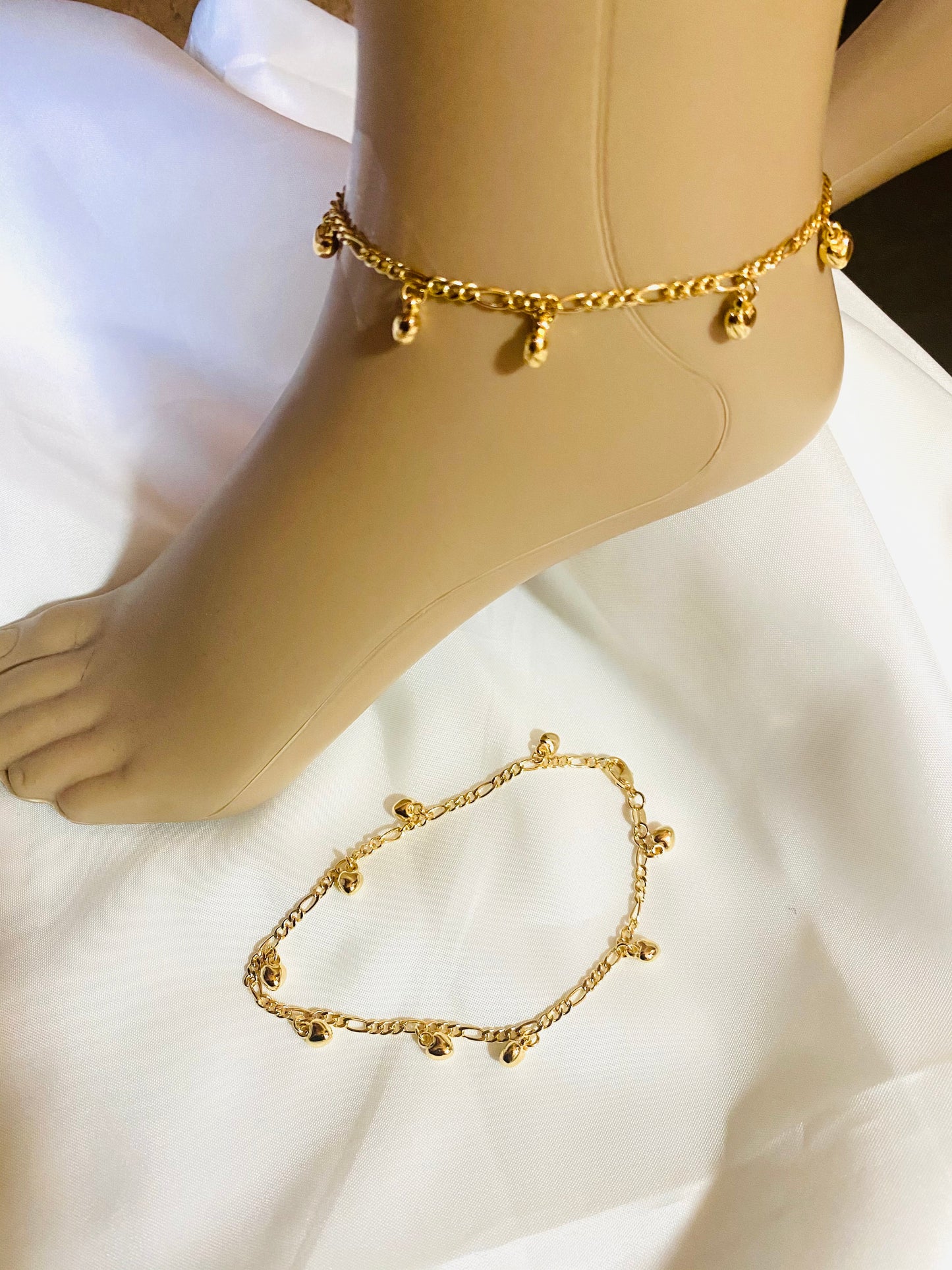 Tiny Hearts Ankle Bracelet