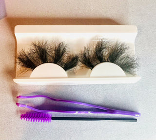 Glam Goodness Tipsy Strip Lashes with Comp Applicator & Brush