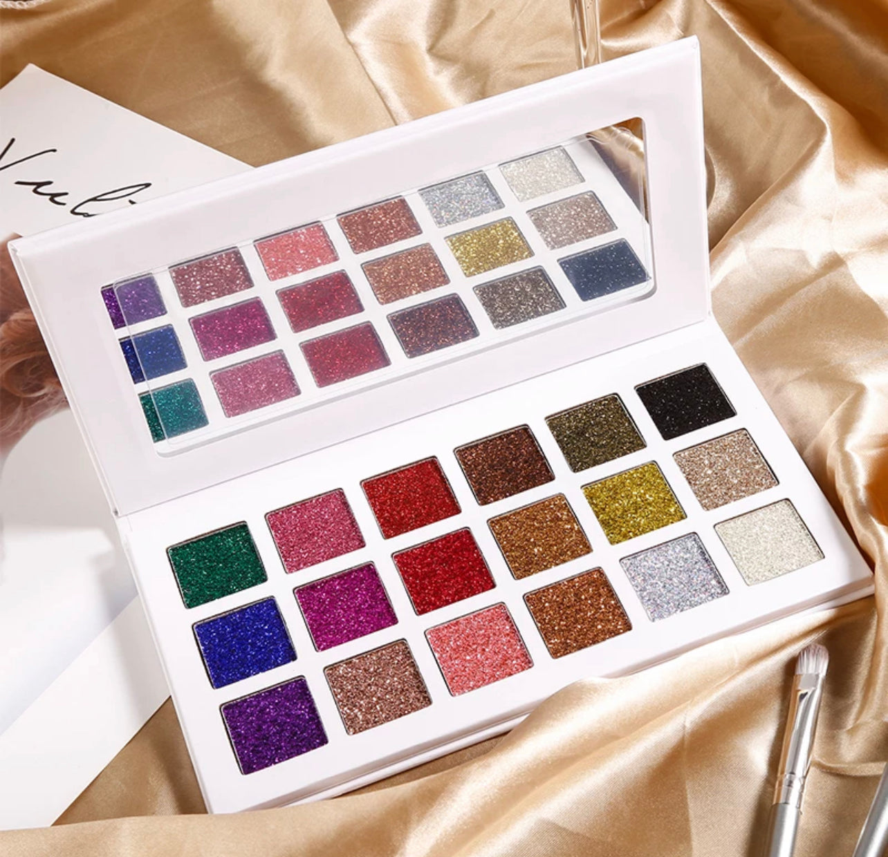 Glam Goodness Doozy Twinkle Eyeshadow Palette