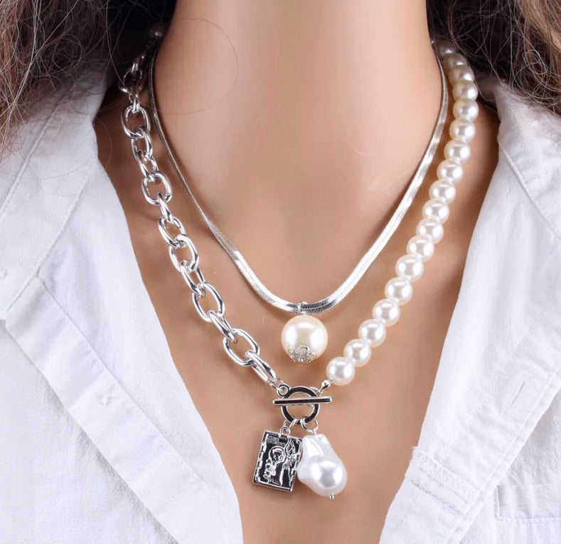 Snake Pearl Fashion Necklace