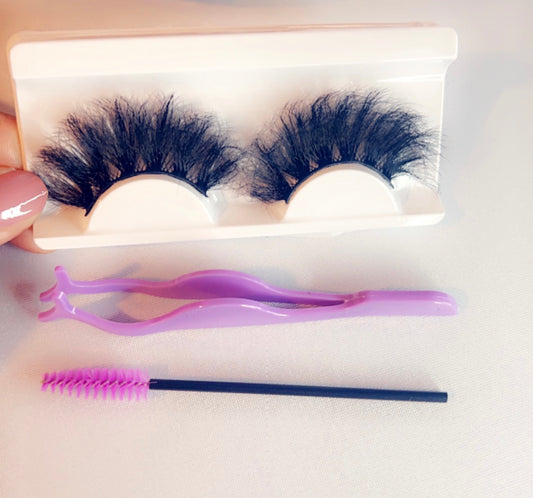 Glam Goodness Shea 25MM Full Lashes with Comp Applicator & Brush