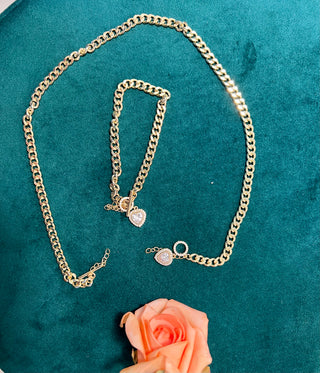 Woman of Class Necklace Set