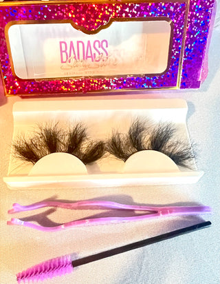 Glam Goodness Tipsy Strip Lashes with Comp Applicator & Brush