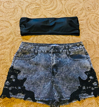 Stone Wash Embroidery Shorts